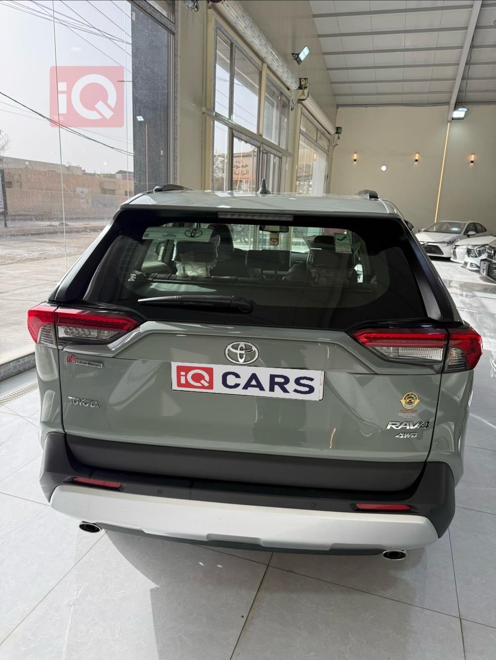 تويوتا راف 4